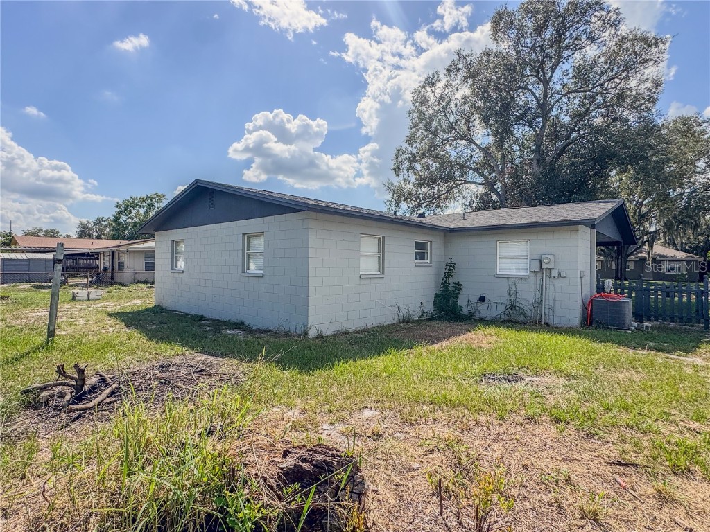 602 Taylor Boulevard Winter Haven FL 33880 P4936558 image4