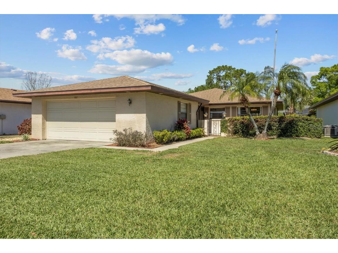 602 Turnberry Court Winter Haven FL 33884 P4934141 image1
