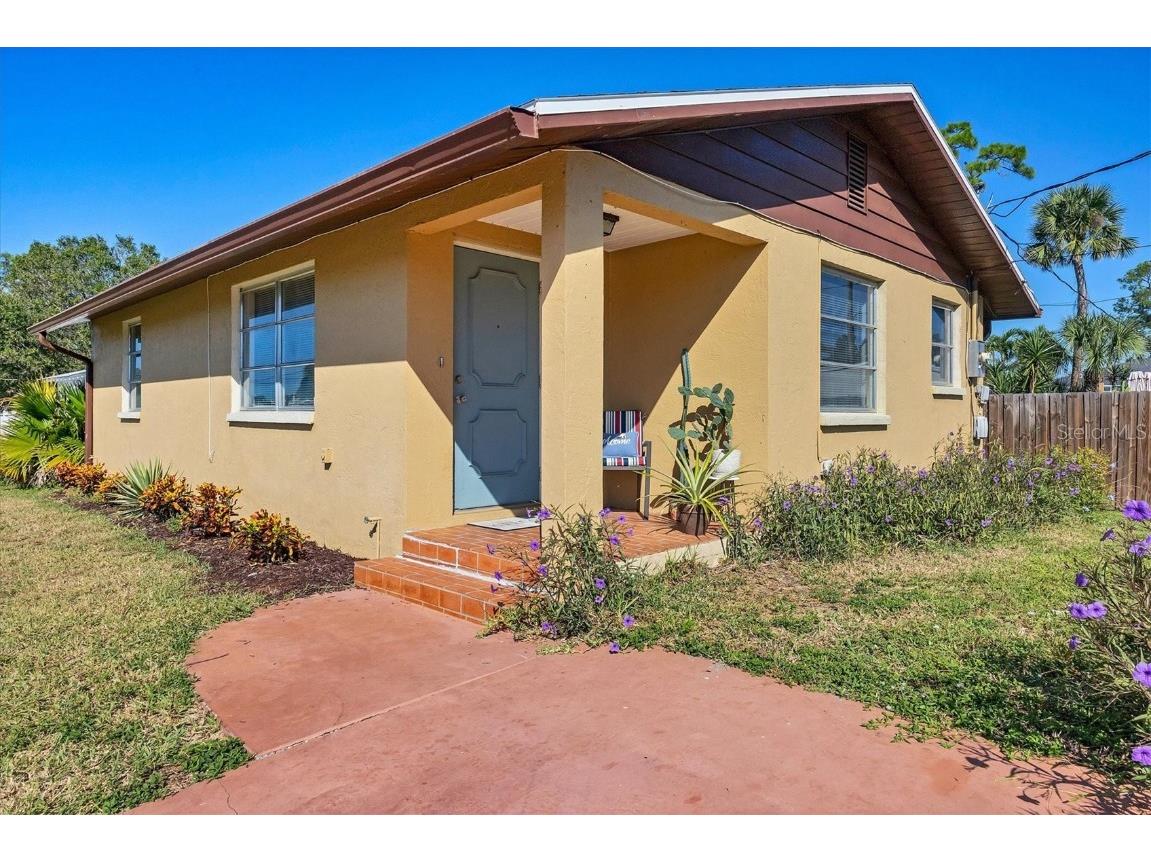 602 W Perry Street Englewood FL 34223 D6144317 image1