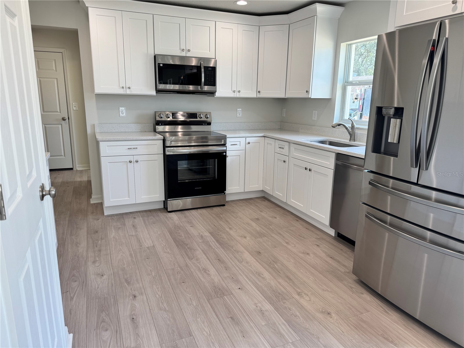 6020 12th Street Zephyrhills FL 33542 TB8519622 image24