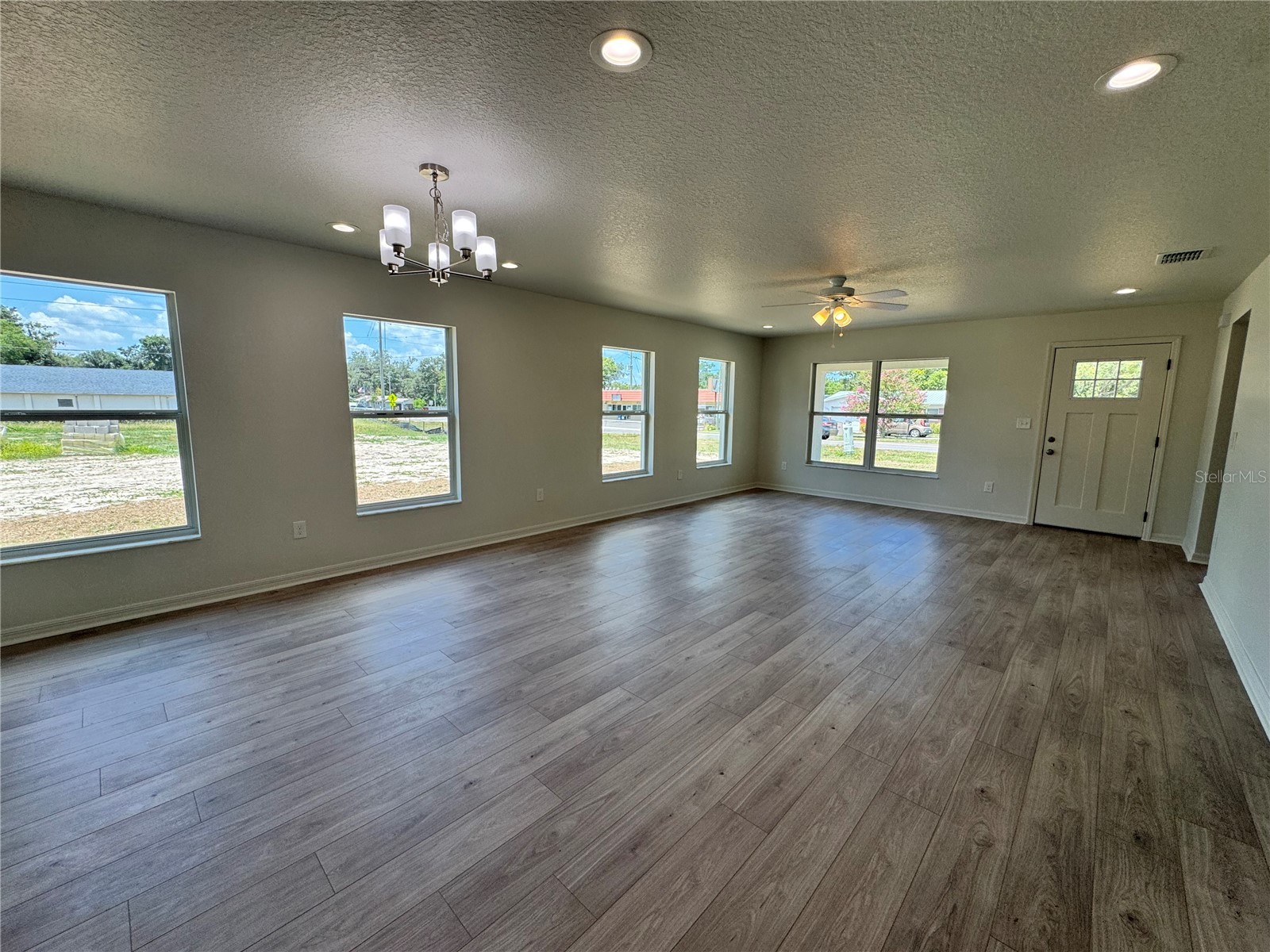6020 12th Street Zephyrhills FL 33542 TB8519622 image31