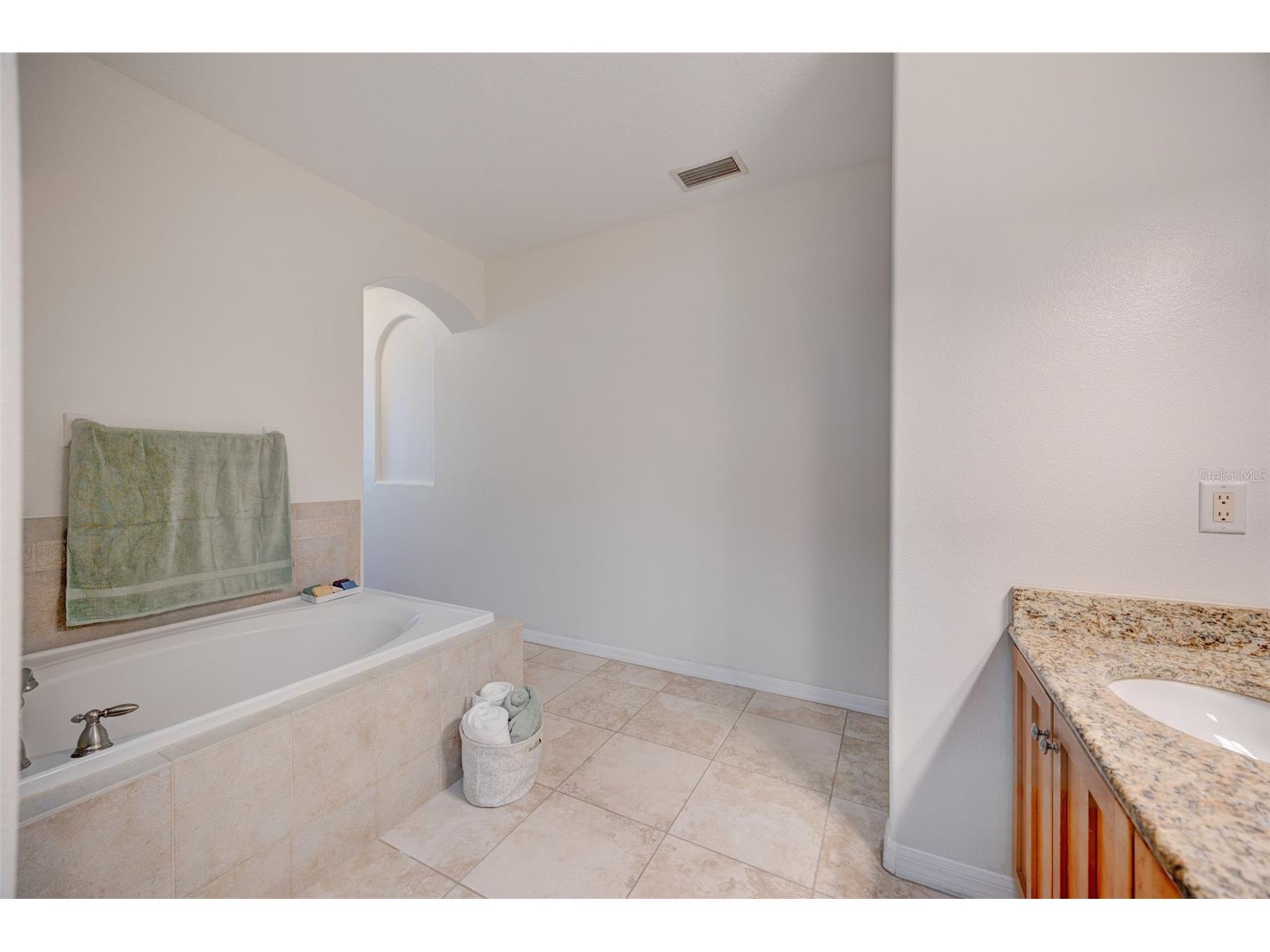 6020 Fishhawk Crossing Boulevard #NA Lithia FL 33547 TB8472963 image33