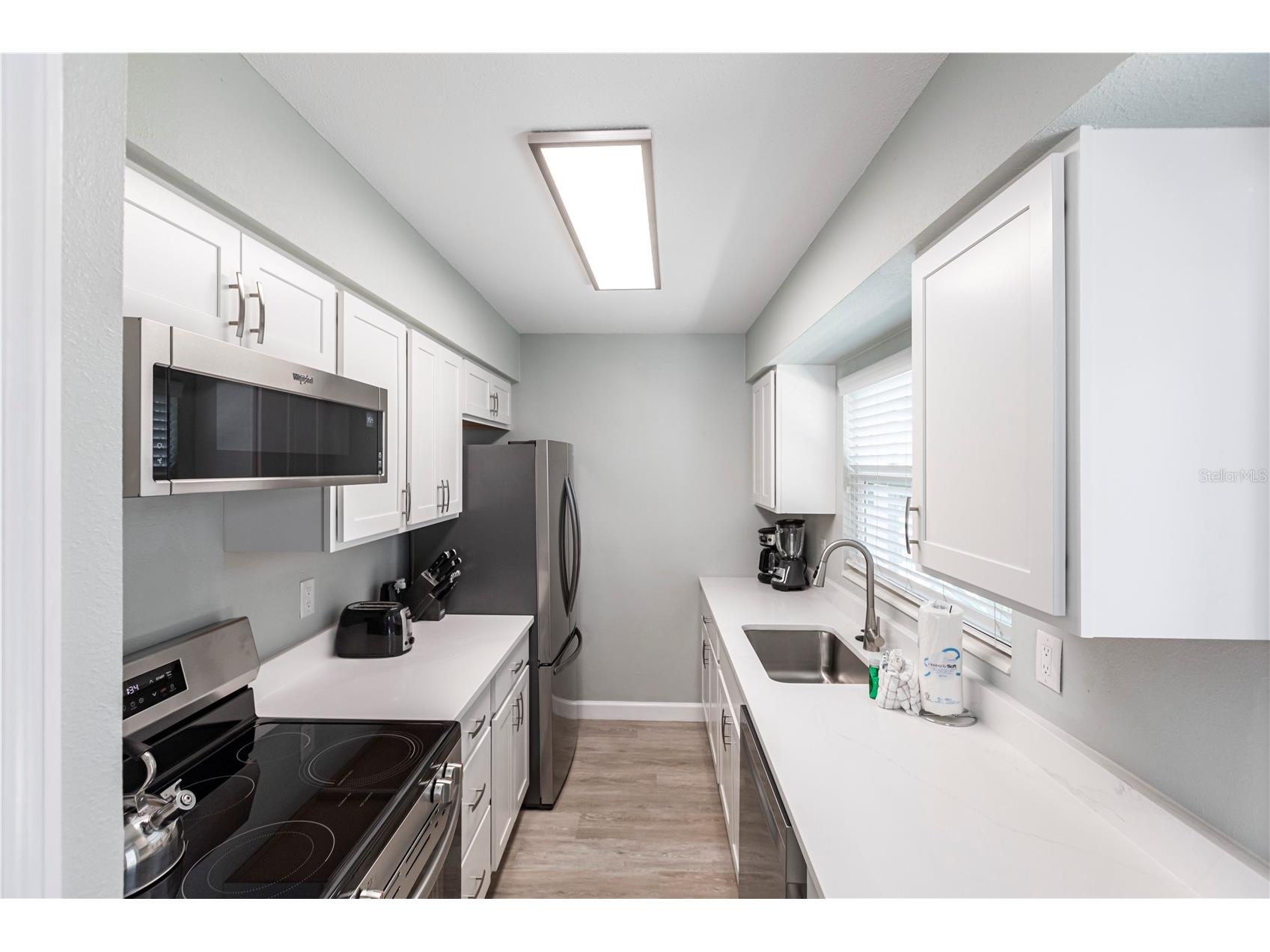 6020 Midnight Pass Road #10 Sarasota FL 34242 TB8467663 image7