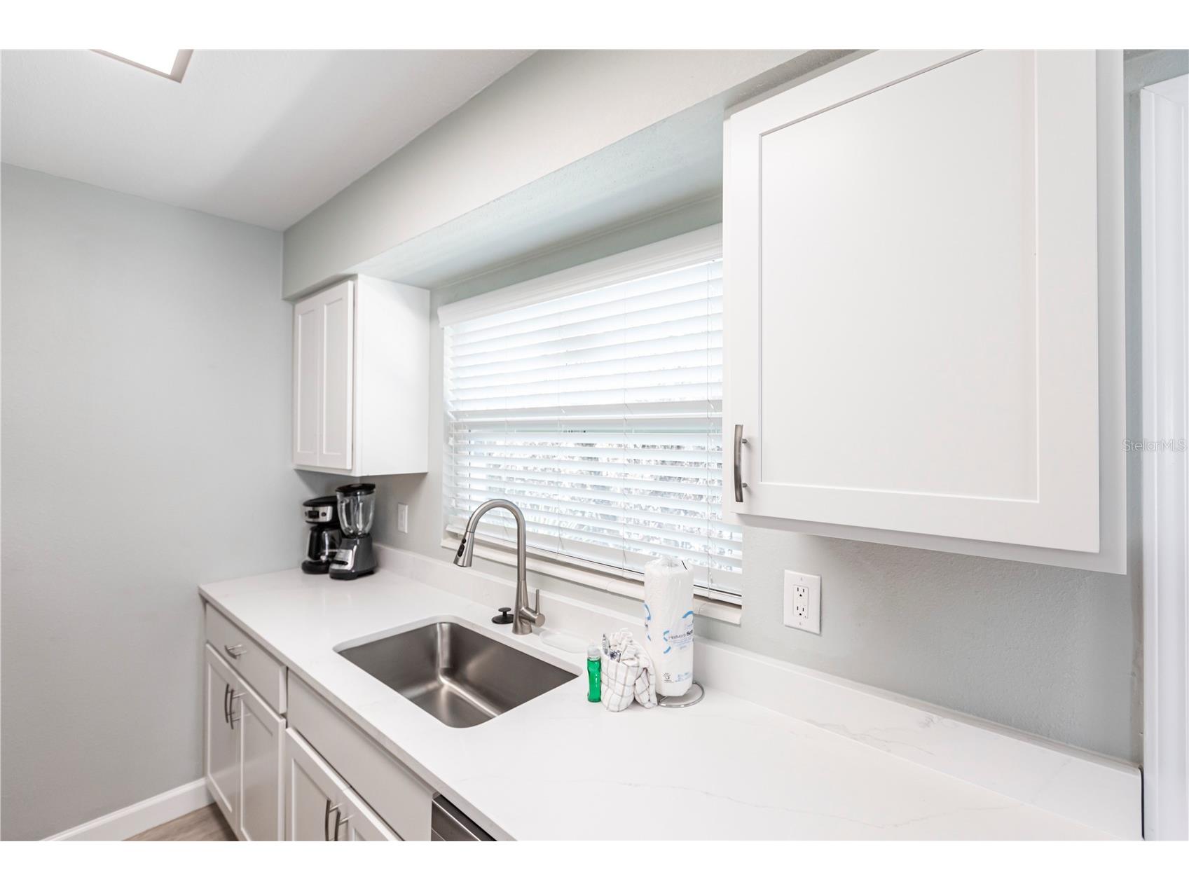 6020 Midnight Pass Road #10 Sarasota FL 34242 TB8467663 image9