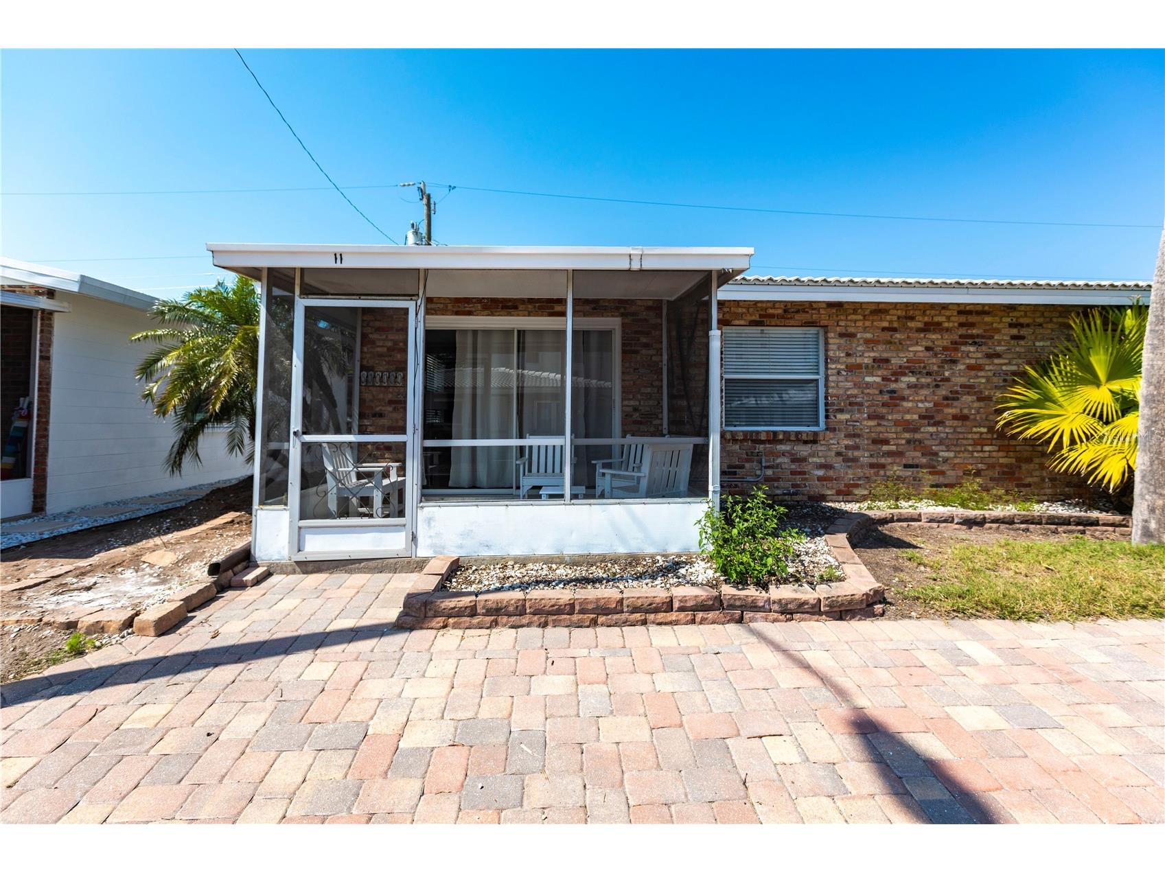 6020 Midnight Pass Road #11 Sarasota FL 34242 TB8467599 image1
