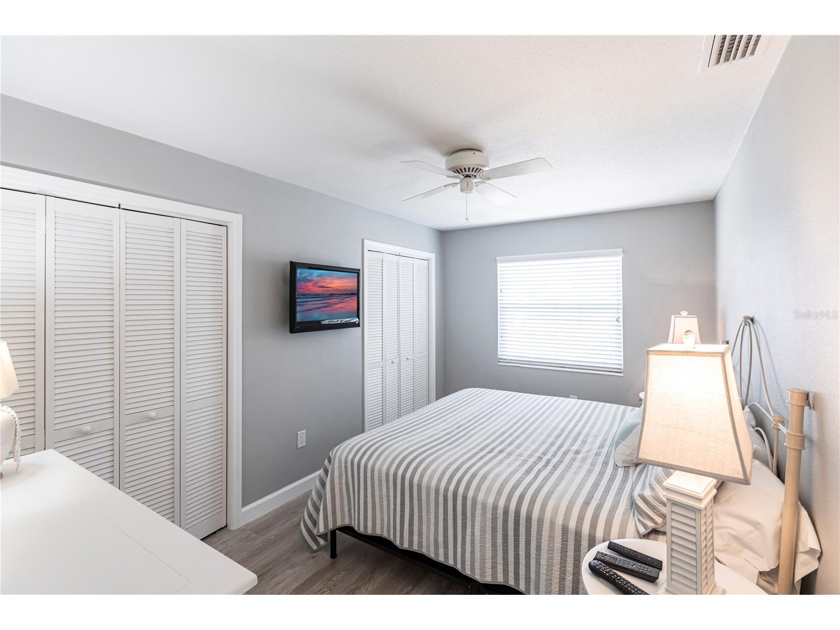 6020 Midnight Pass Road #11 Sarasota FL 34242 TB8467599 image14
