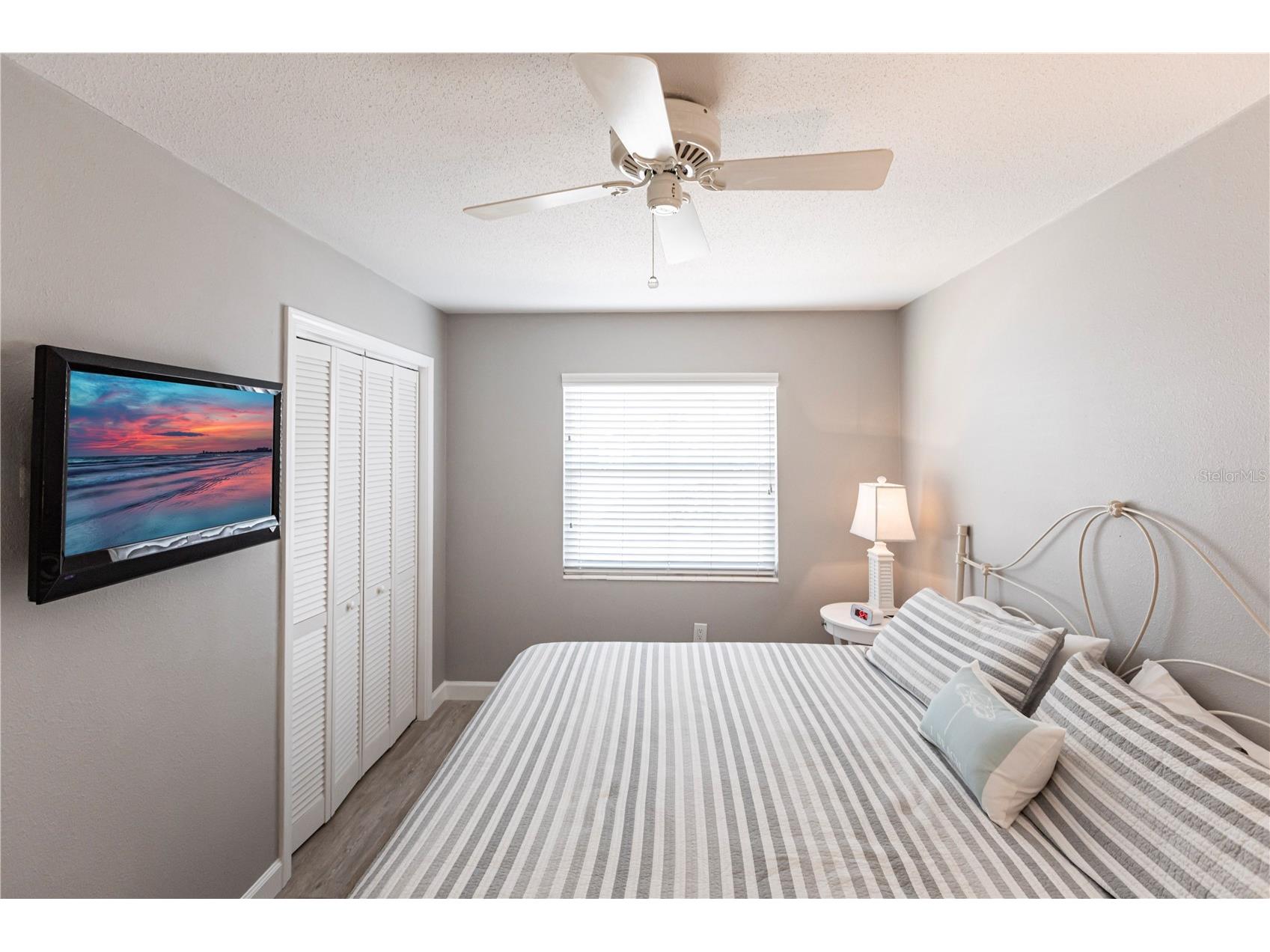 6020 Midnight Pass Road #11 Sarasota FL 34242 TB8467599 image16