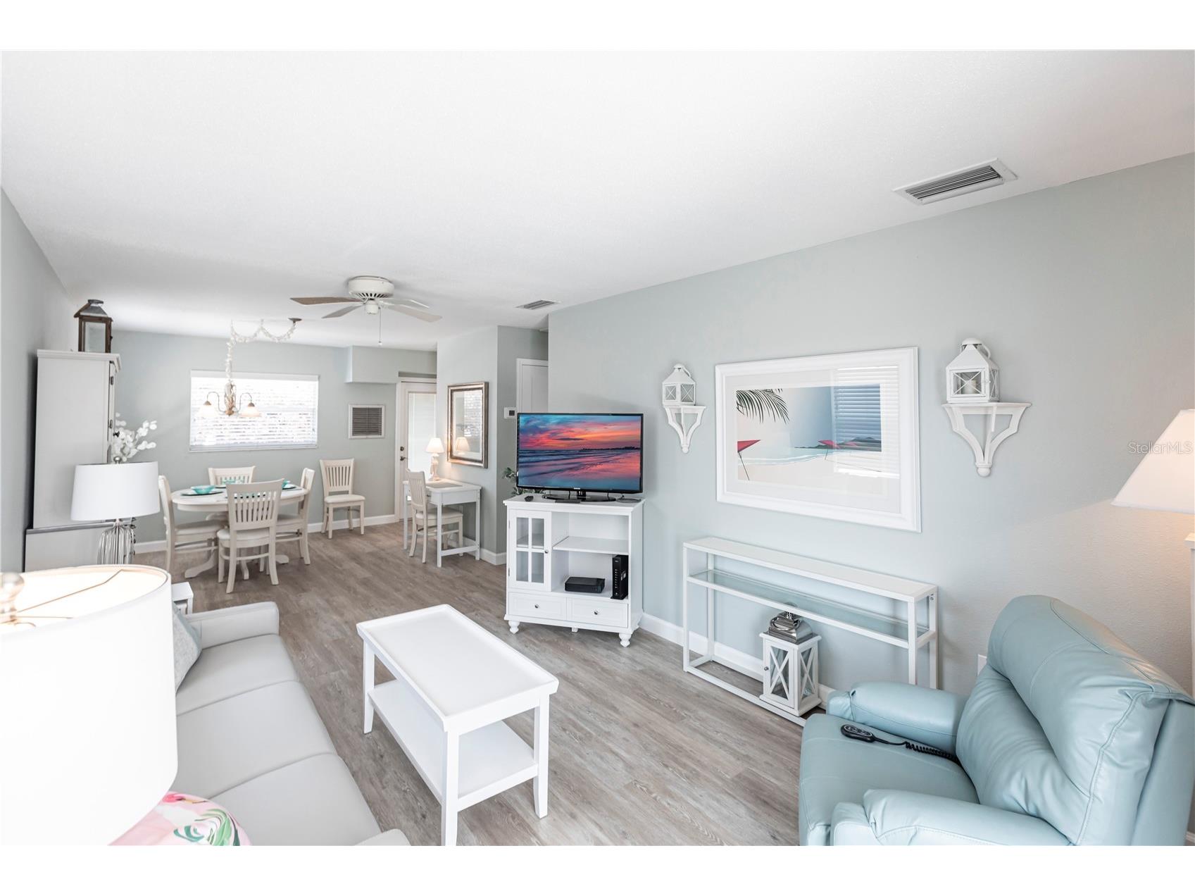6020 Midnight Pass Road #11 Sarasota FL 34242 TB8467599 image2