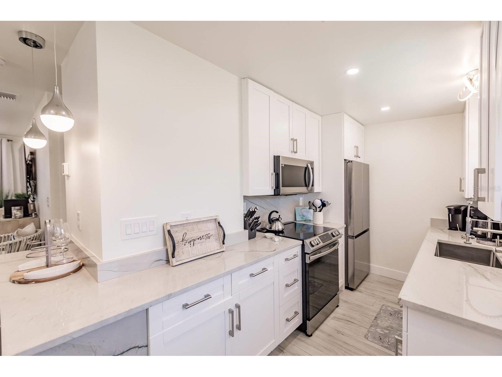 6020 Midnight Pass Road #12 Sarasota FL 34242 TB8467748 image13