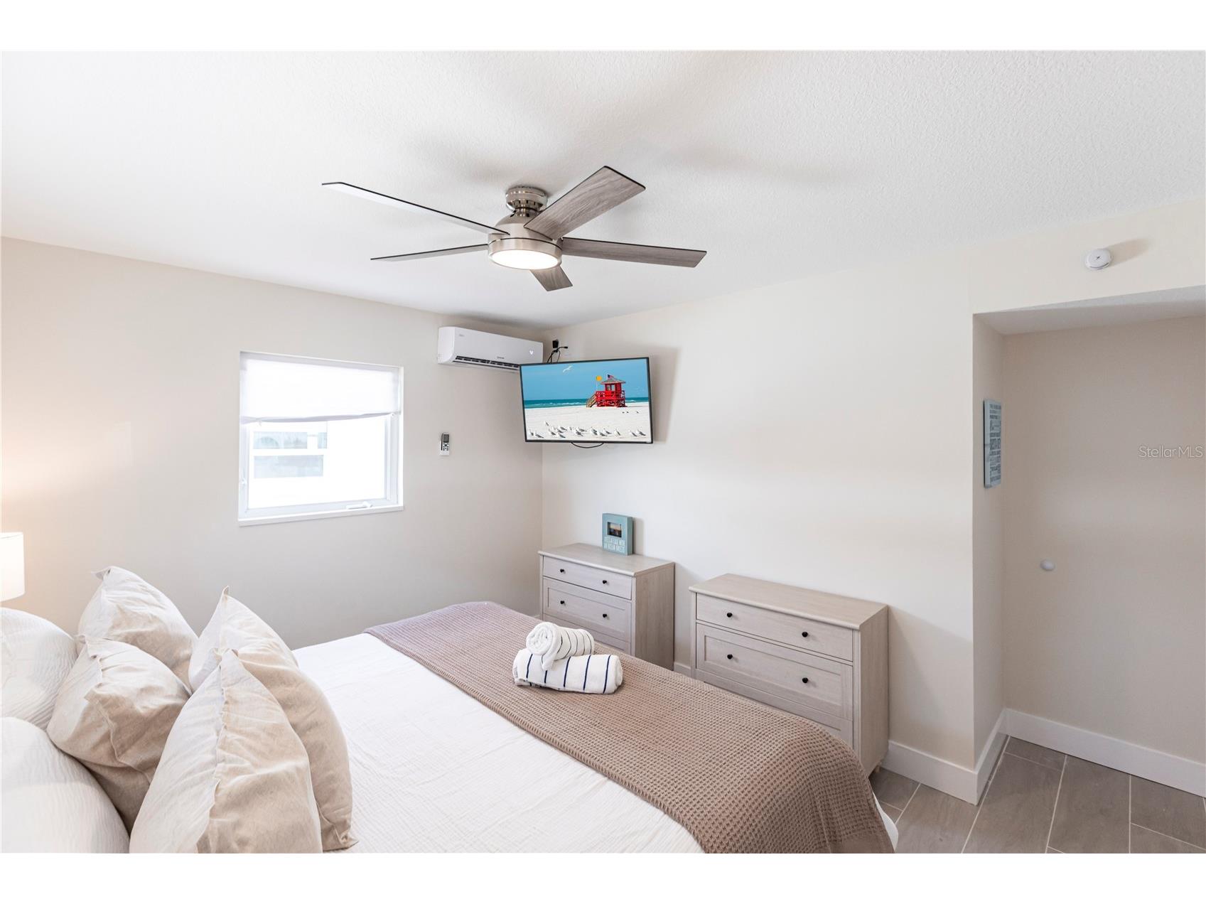 6020 Midnight Pass Road #15 Sarasota FL 34242 TB8467623 image12