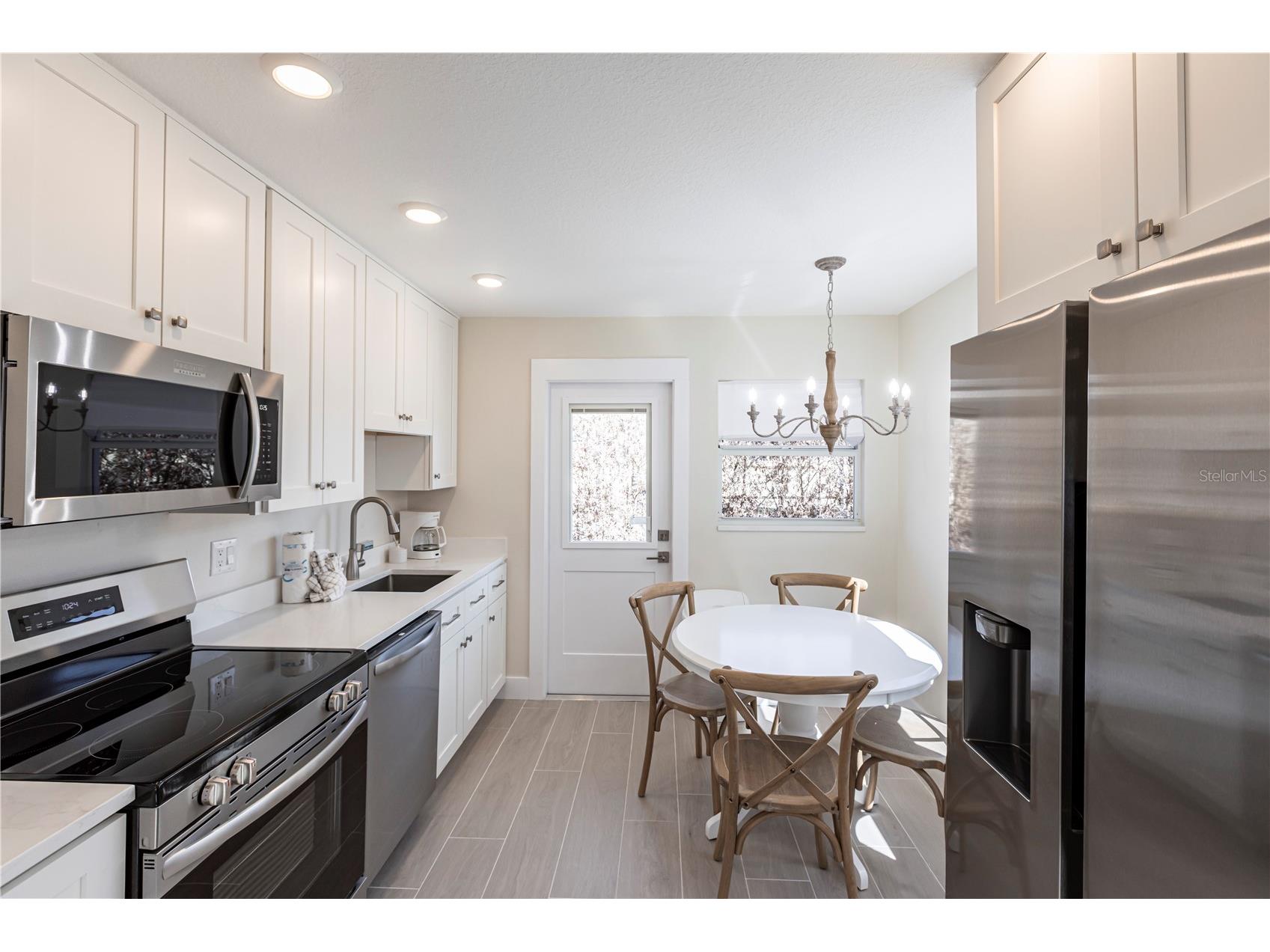 6020 Midnight Pass Road #15 Sarasota FL 34242 TB8467623 image8