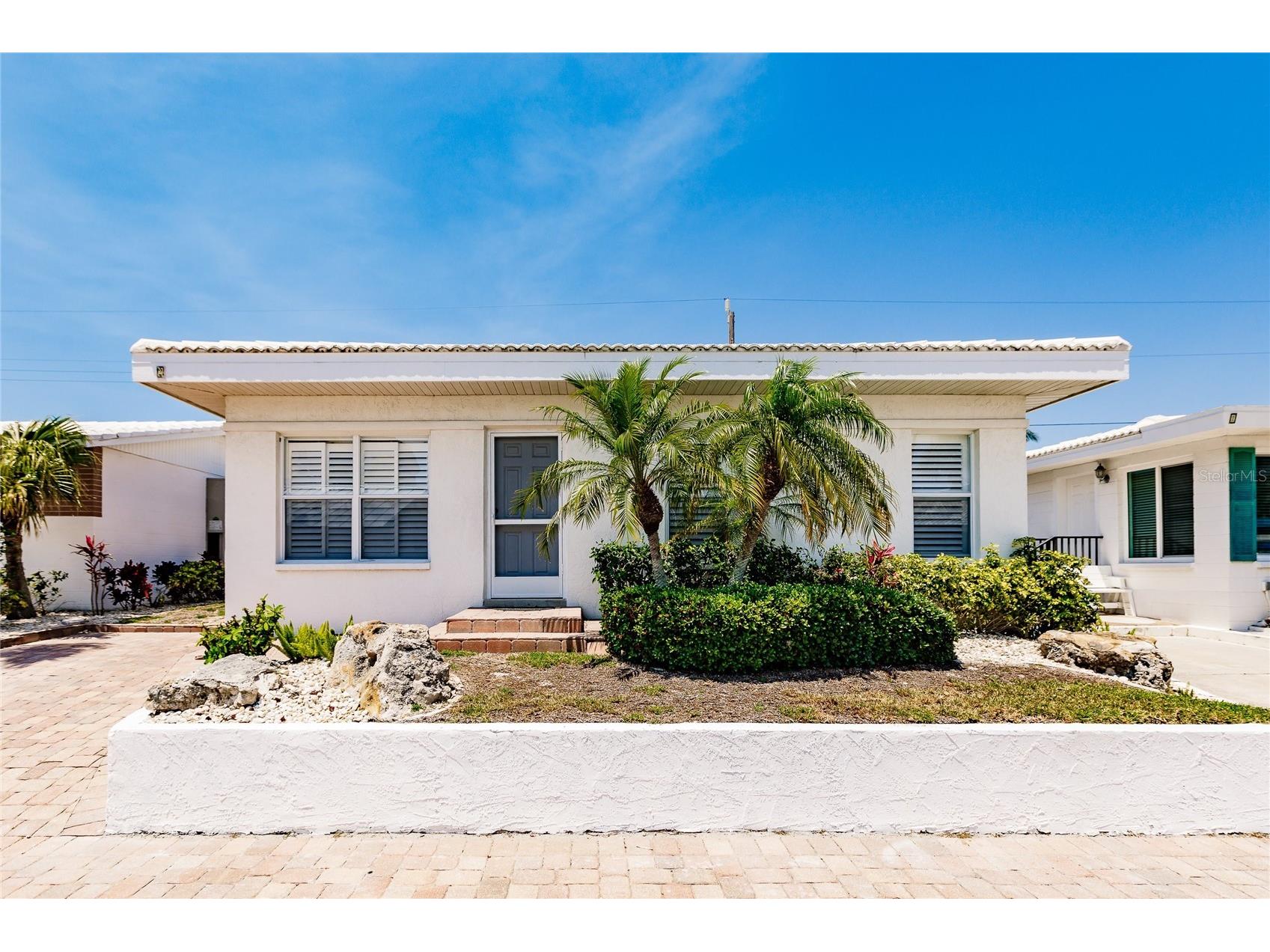 6020 Midnight Pass Road #2 Sarasota FL 34242 TB8467649 image1
