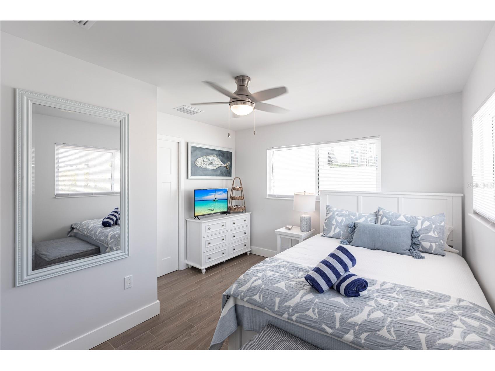 6020 Midnight Pass Road #27 Sarasota FL 34242 TB8467525 image12