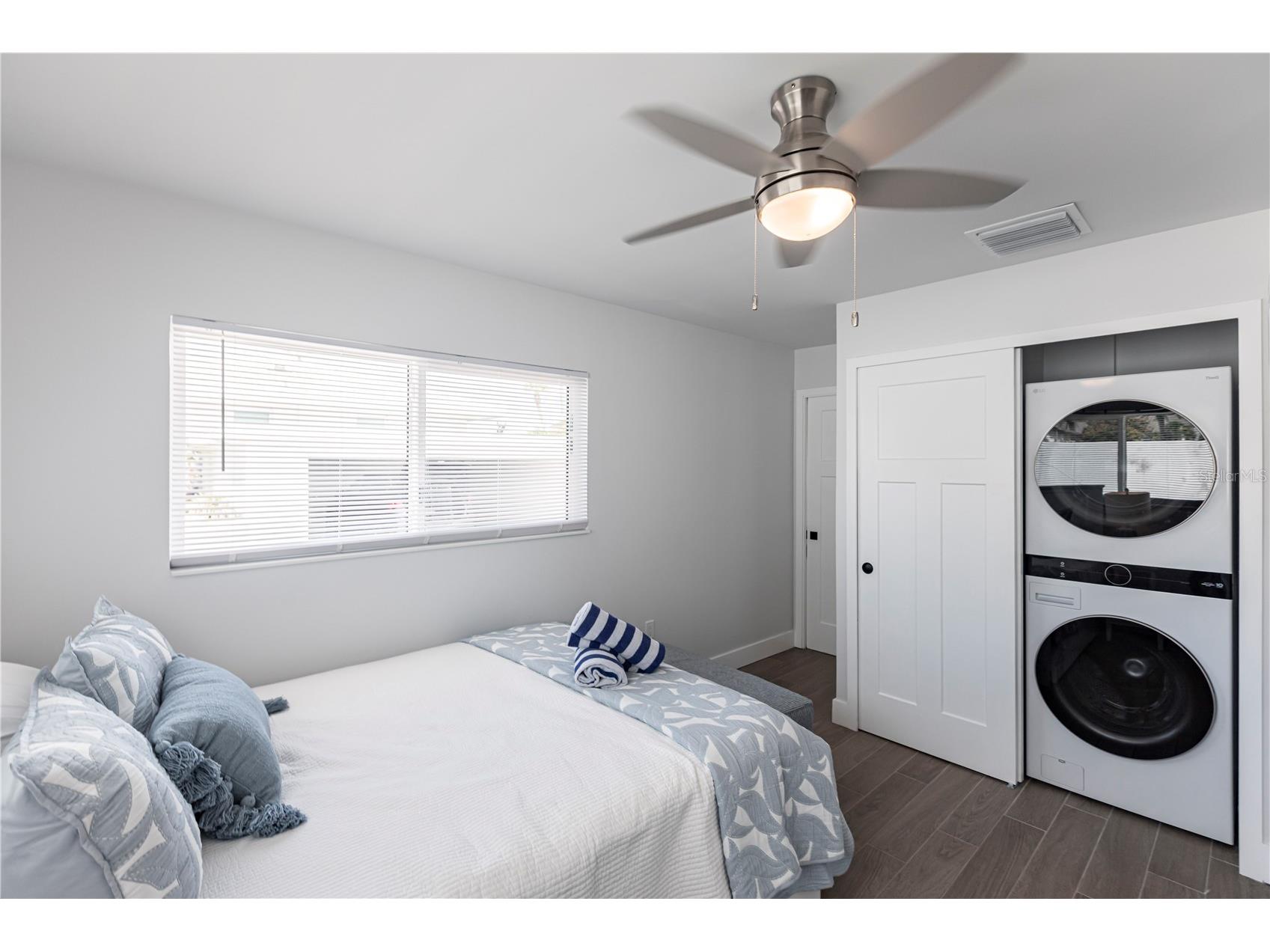 6020 Midnight Pass Road #27 Sarasota FL 34242 TB8467525 image13