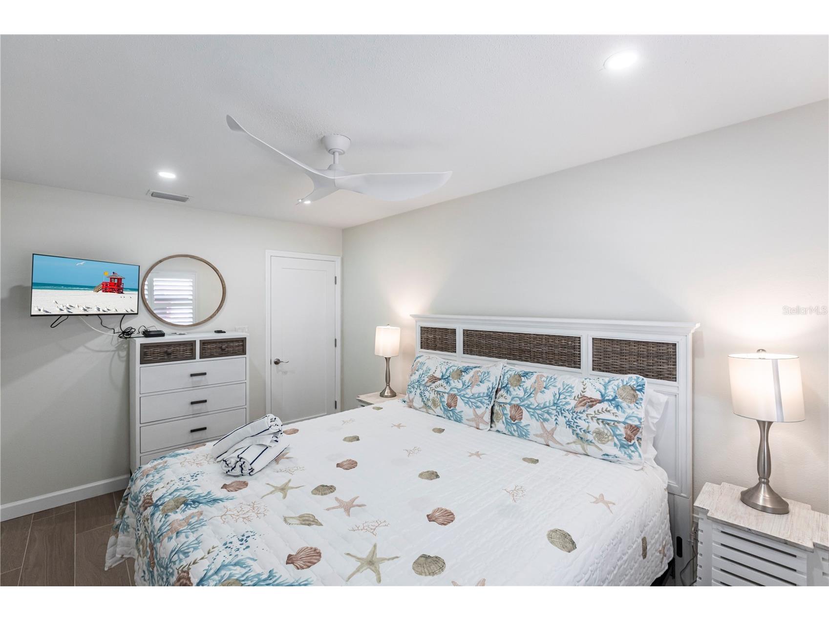 6020 Midnight Pass Road #29 Sarasota FL 34242 TB8467236 image11