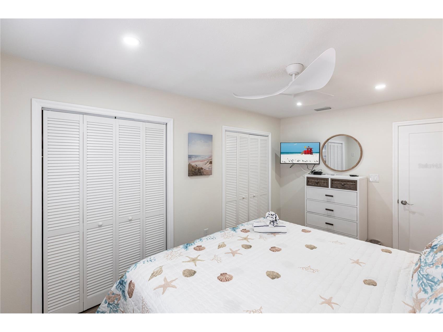 6020 Midnight Pass Road #29 Sarasota FL 34242 TB8467236 image12