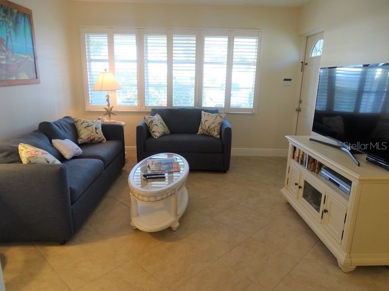 6020 Midnight Pass Road #3 Sarasota FL 34242 TB8467198 image4