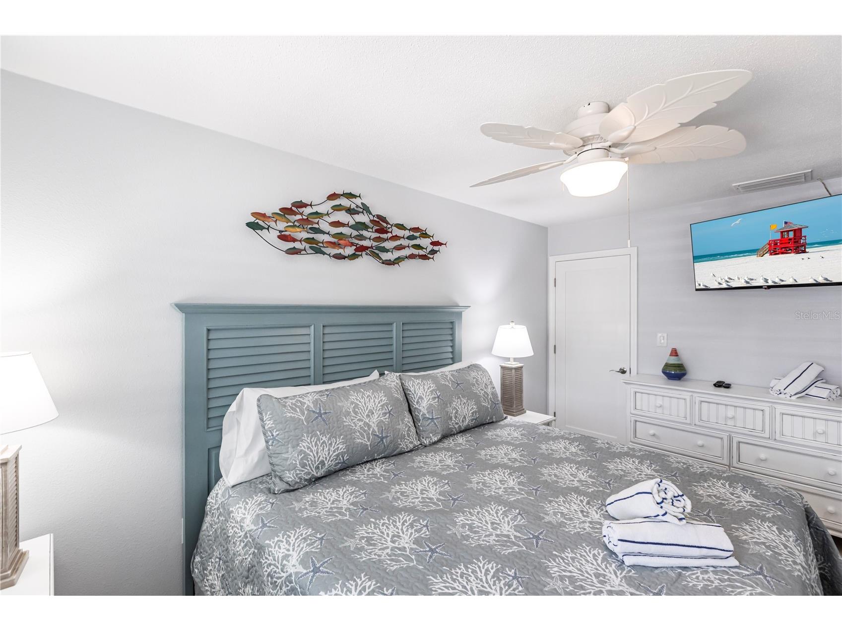 6020 Midnight Pass Road #30 Sarasota FL 34242 TB8467249 image9