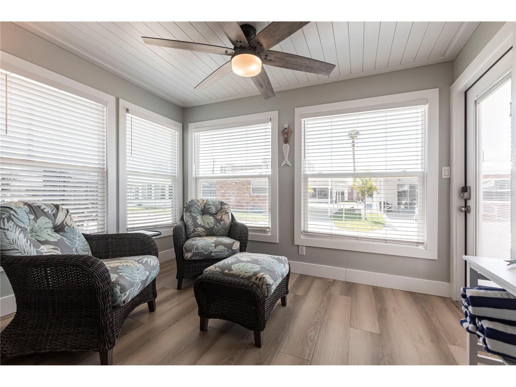 6020 Midnight Pass Road #35 Sarasota FL 34242 TB8467694 image5