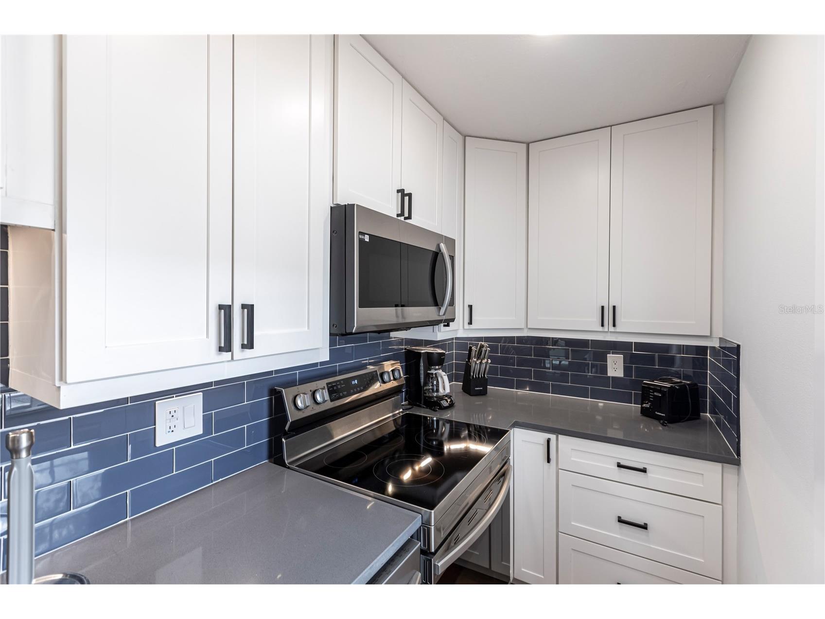 6020 Midnight Pass Road #48 Sarasota FL 34242 TB8467356 image11