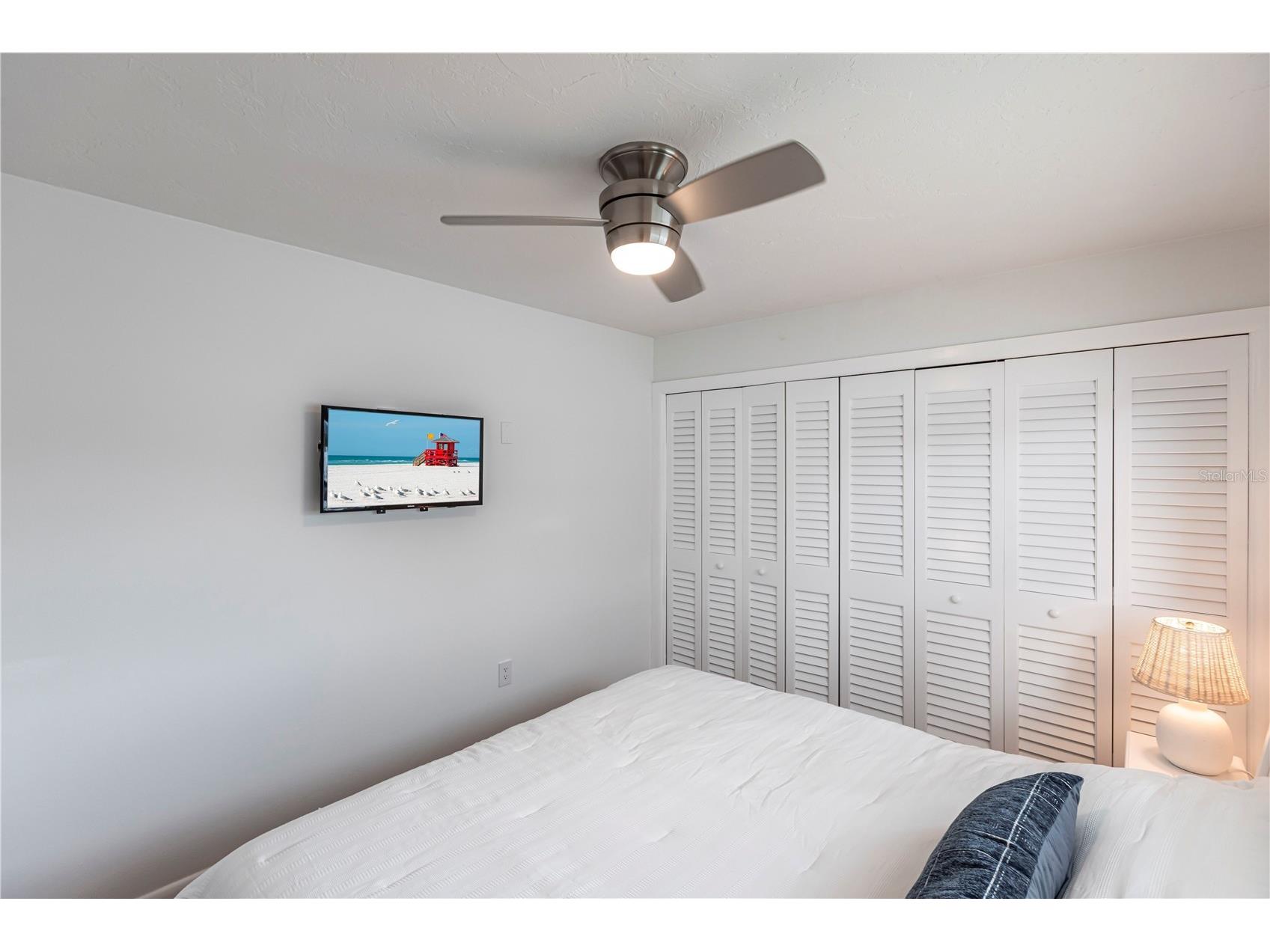 6020 Midnight Pass Road #48 Sarasota FL 34242 TB8467356 image15
