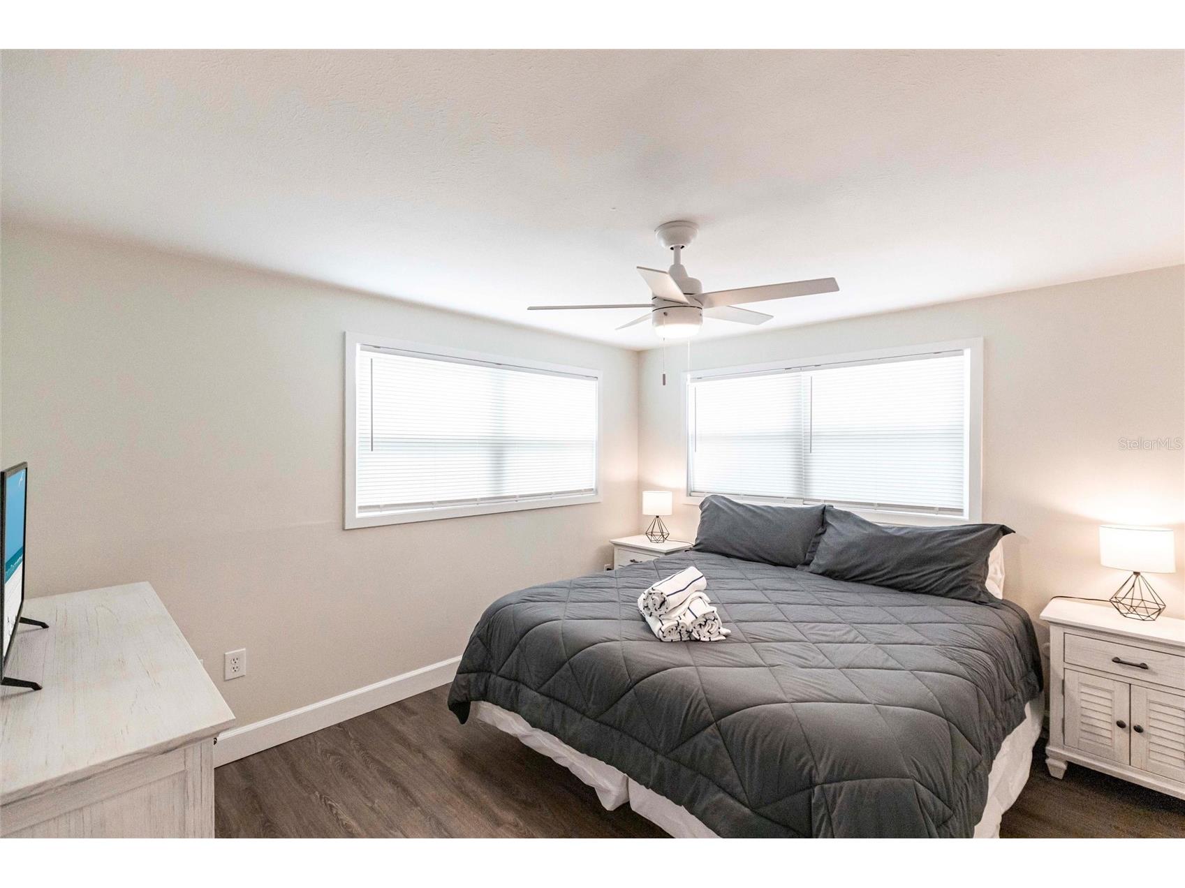 6020 Midnight Pass Road #49 Sarasota FL 34242 TB8459668 image13