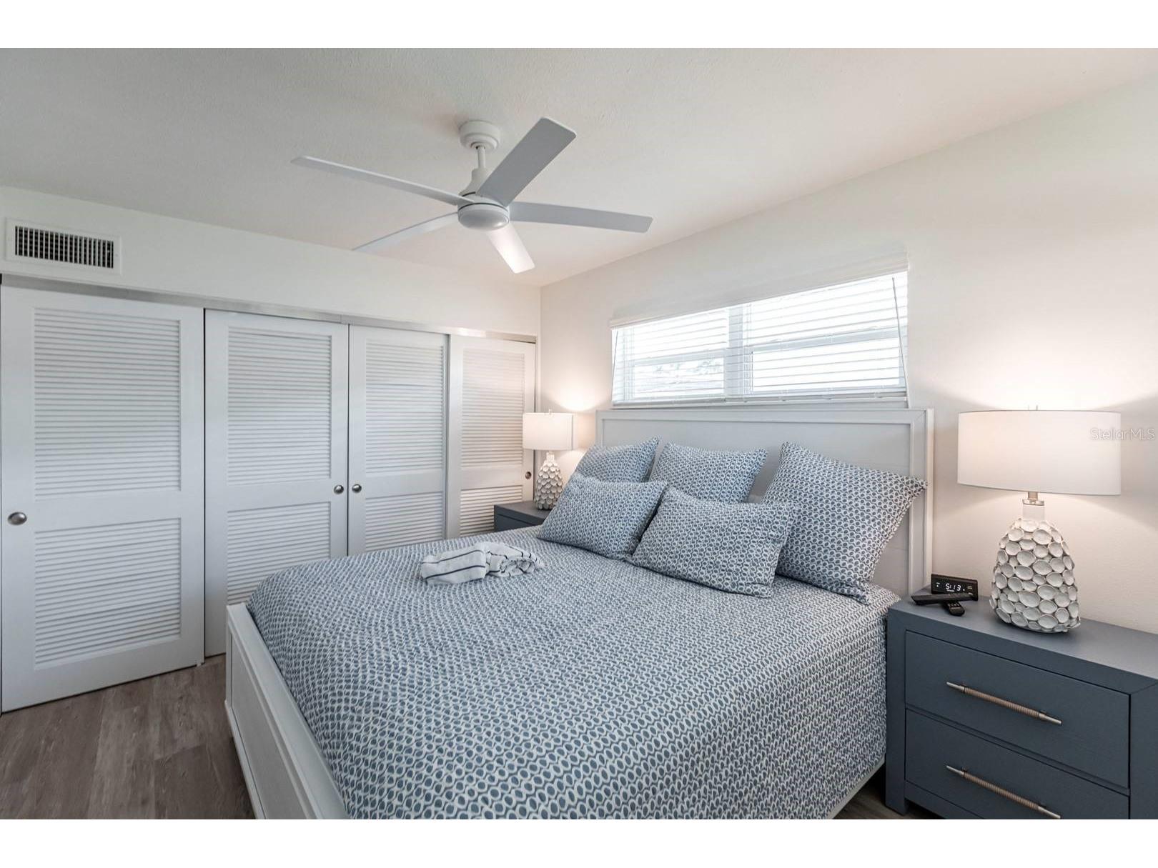6020 Midnight Pass Road #5 Sarasota FL 34242 TB8466989 image8