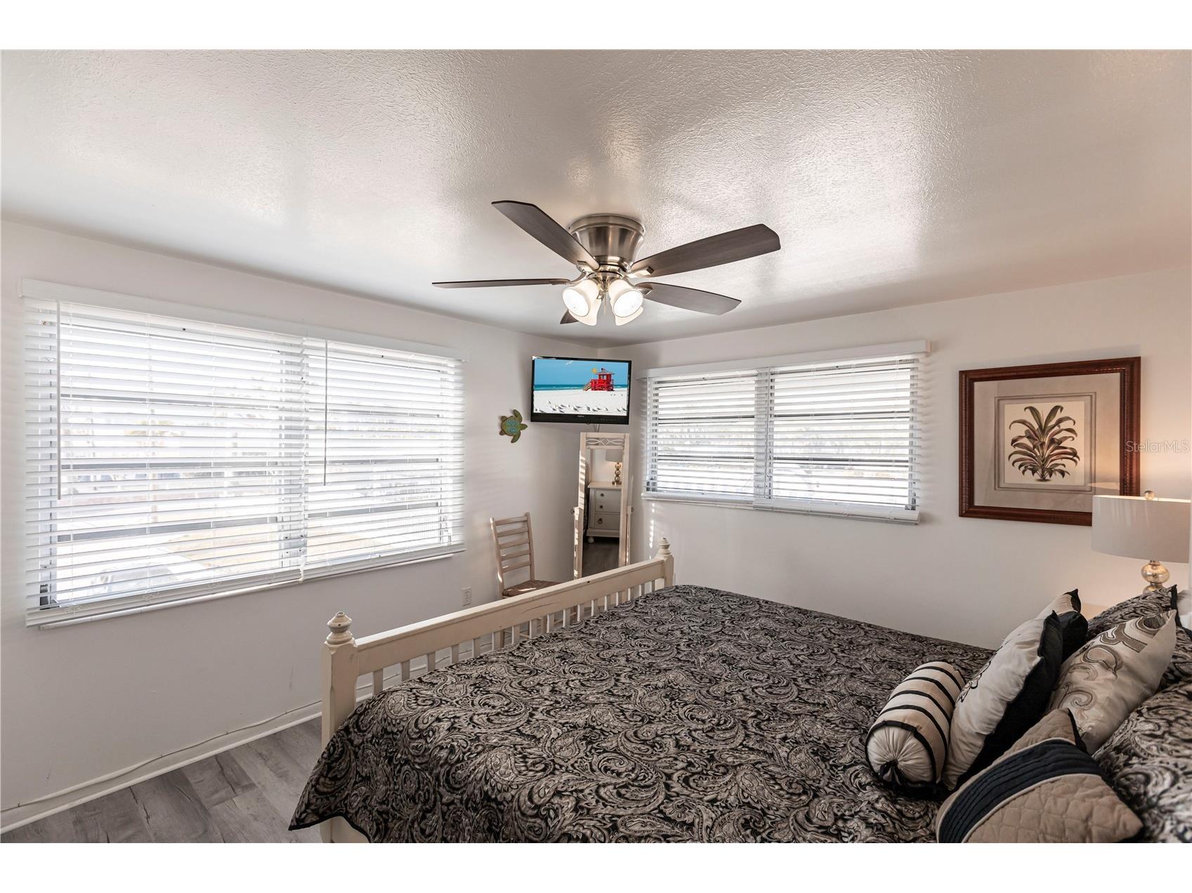 6020 Midnight Pass Road #50 Sarasota FL 34242 TB8467363 image10
