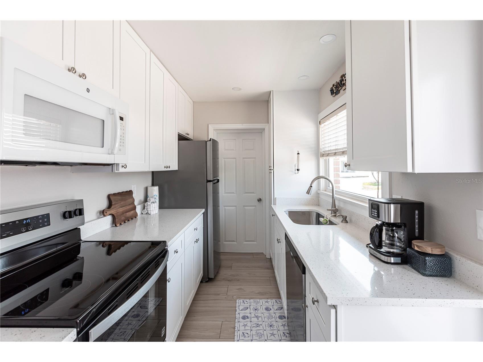 6020 Midnight Pass Road #56 Sarasota FL 34242 TB8467068 image16