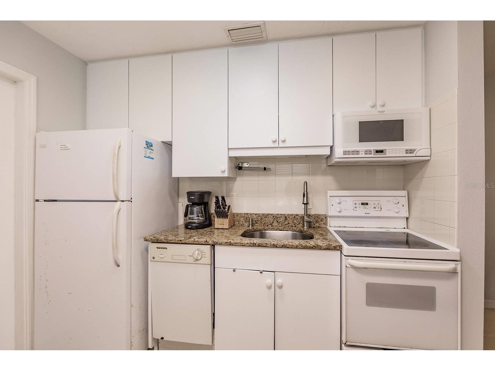6020 Midnight Pass Road #59 Sarasota FL 34242 TB8467034 image4
