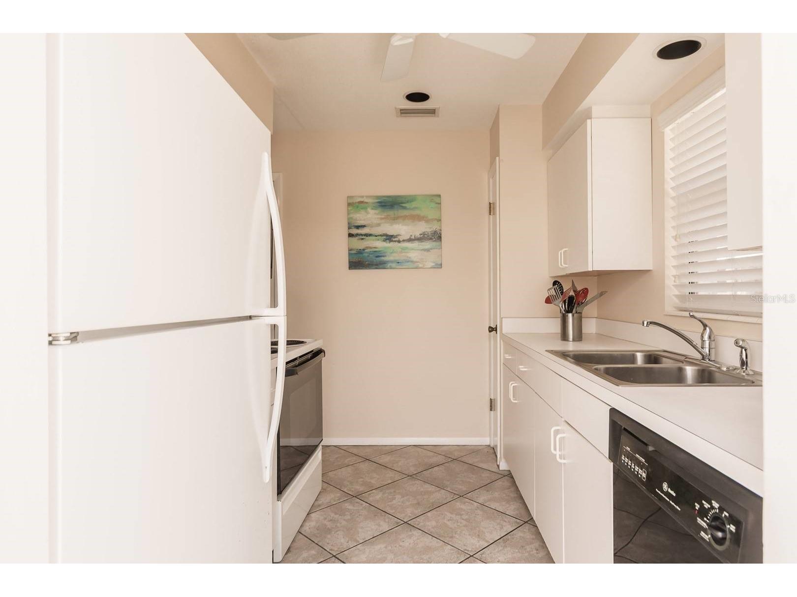 6020 Midnight Pass Road #61 Sarasota FL 34242 TB8467224 image7