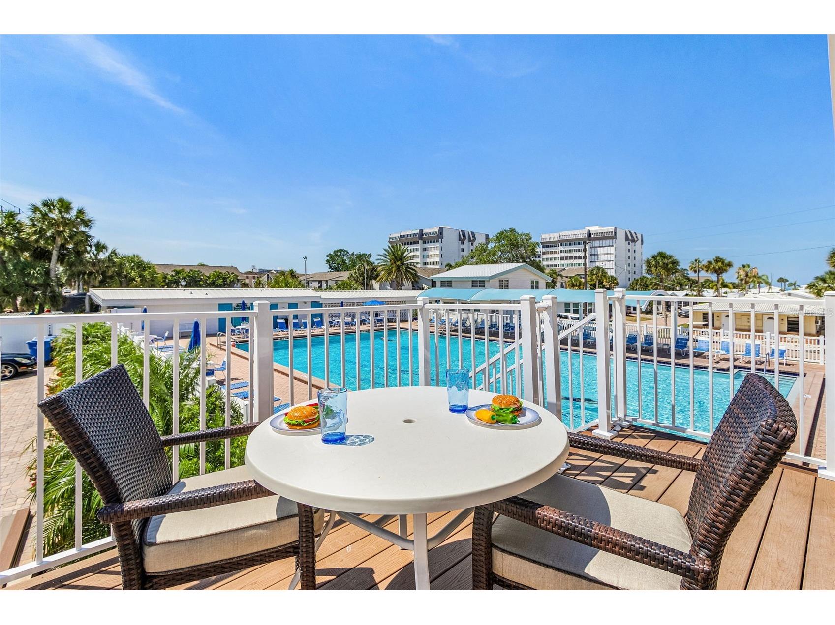 6020 Midnight Pass Road Sarasota FL 34242 A4700119 image1