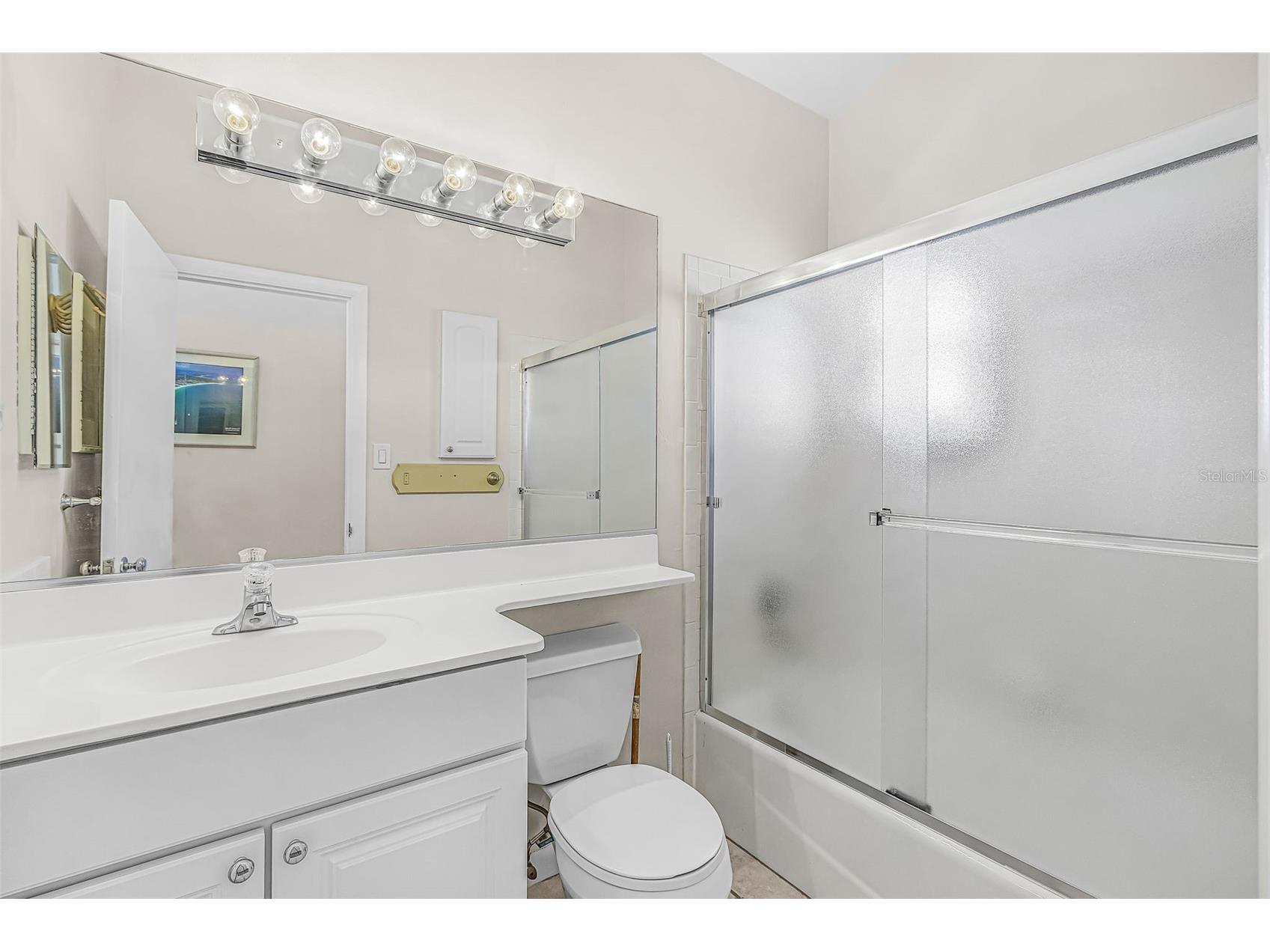 6020 Midnight Pass Road Sarasota FL 34242 A4700119 image14