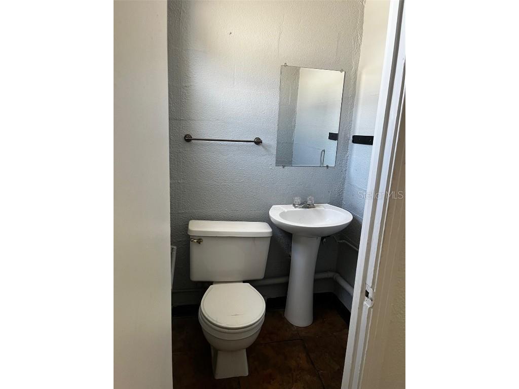 6020 Seminole Boulevard Seminole FL 33772 TB8445223 image10