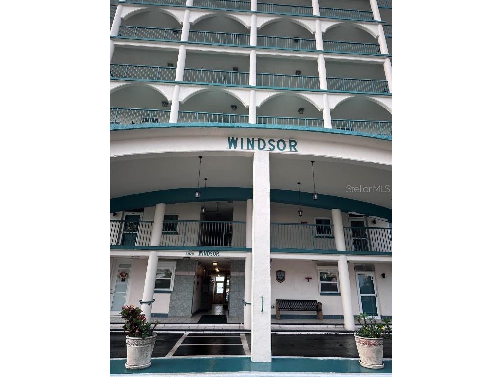 6020 Shore Boulevard S #301 Gulfport FL 33707 - BOCA CIEGA BAY TB8325539 image1