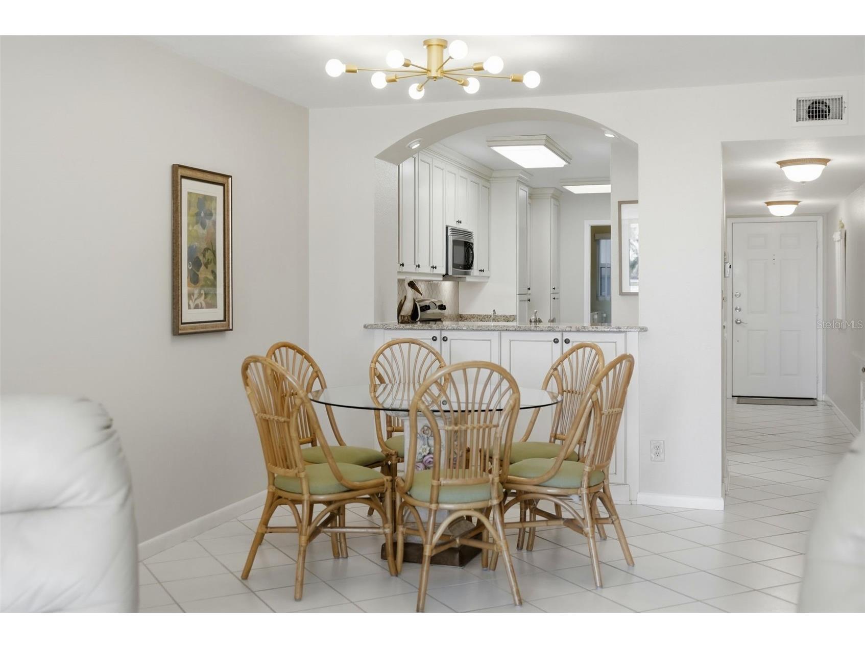 6021 Bahia Del Mar Circle #137 Saint Petersburg FL 33715 TB8433188 image3