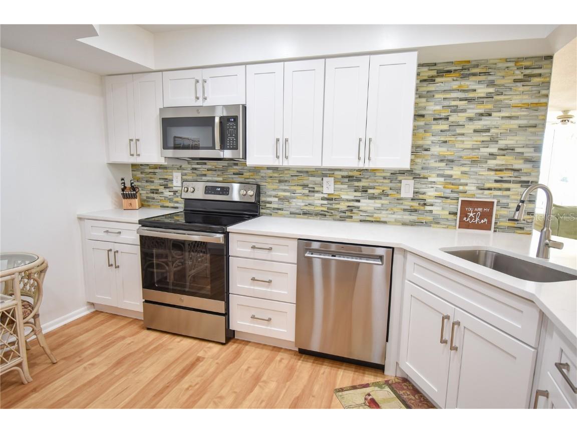 6021 Bahia Del Mar Circle #540 Saint Petersburg FL 33715 - PASS-A-GRILLE CHANNEL TB8443867 image4