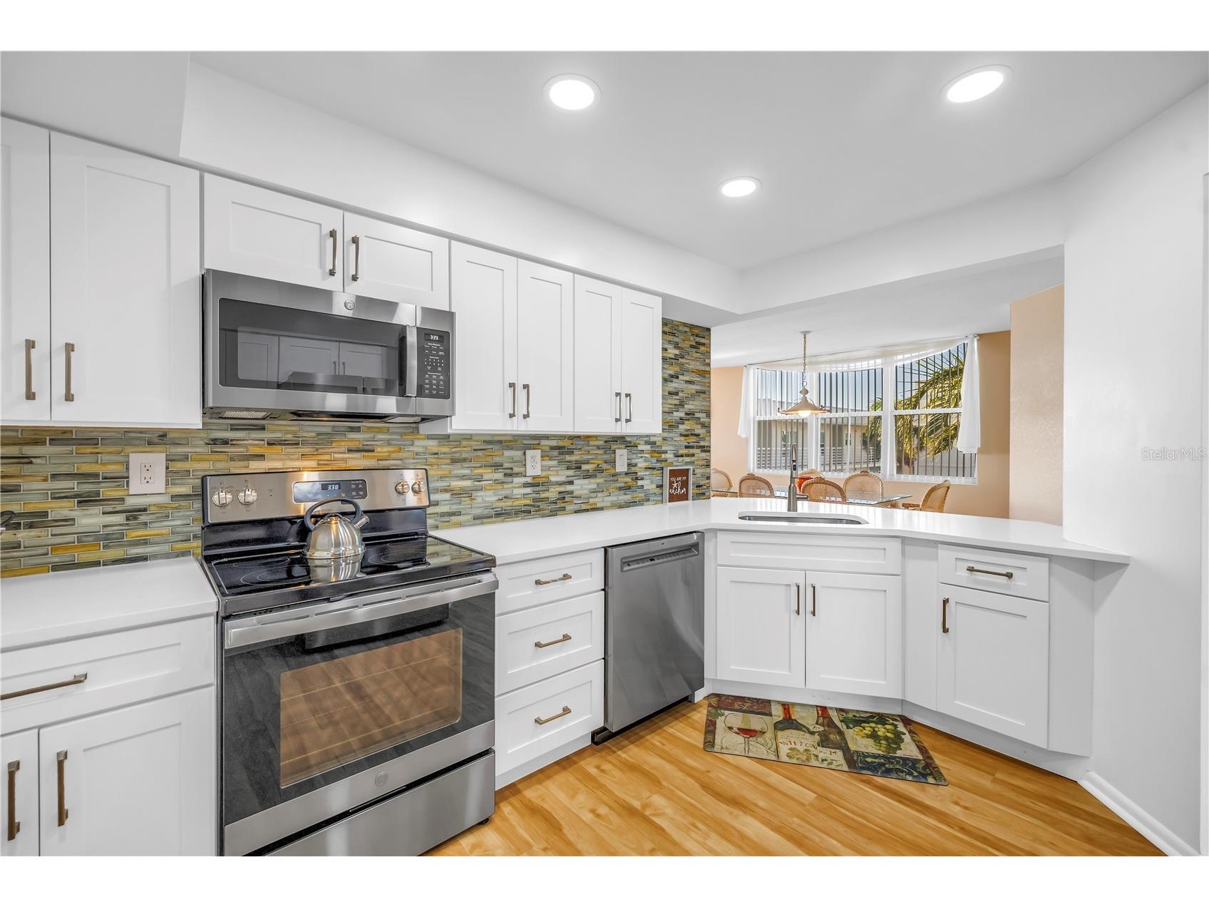 6021 Bahia Del Mar Circle #540 Saint Petersburg FL 33715 - VIEW OF PASS-A-GRILLE CHANNEL TB8506254 image6