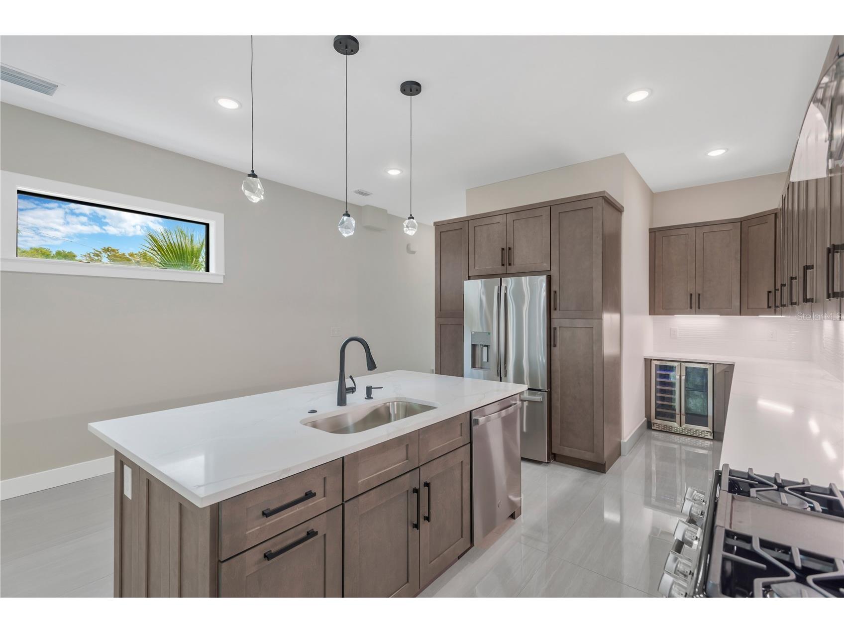 6021 Interbay Tampa FL 33611 TB8494193 image5