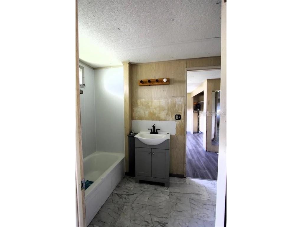 6021 Ridgewood Drive Zephyrhills FL 33542 TB8440628 image10