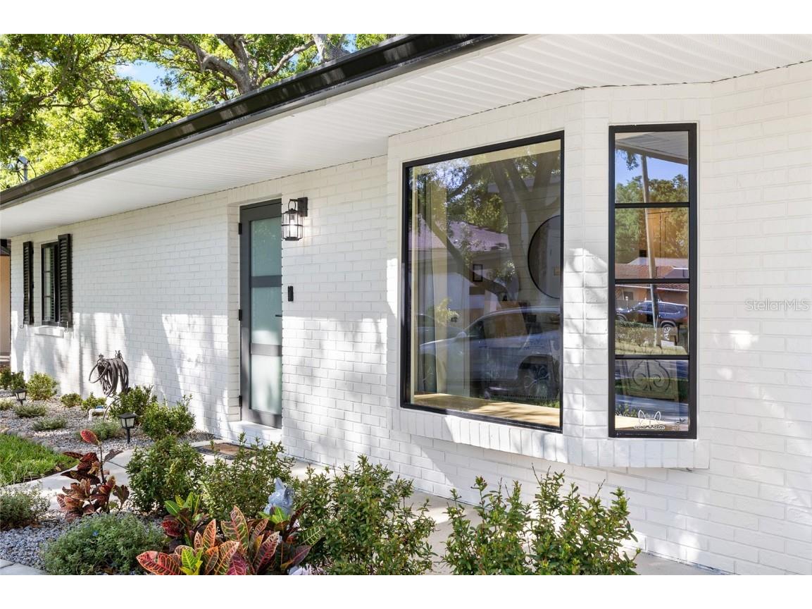 6021 S Switzer Avenue Tampa FL 33611 TB8372424 image1
