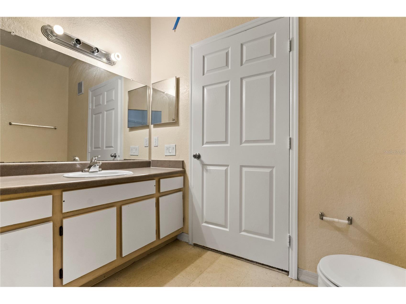 6021 Westgate Drive #823 Orlando FL 32835 O6390708 image22