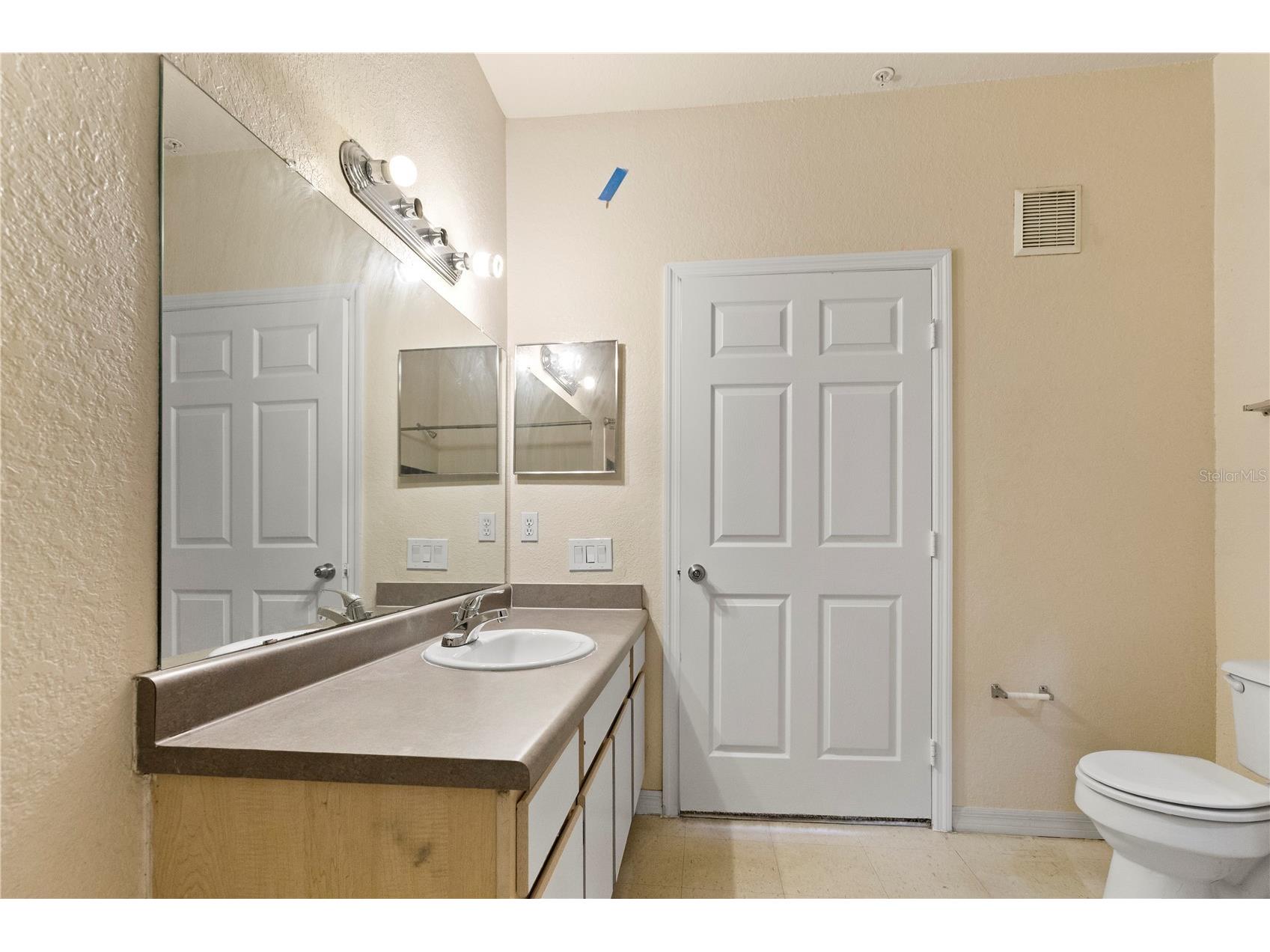 6021 Westgate Drive #823 Orlando FL 32835 O6390708 image23