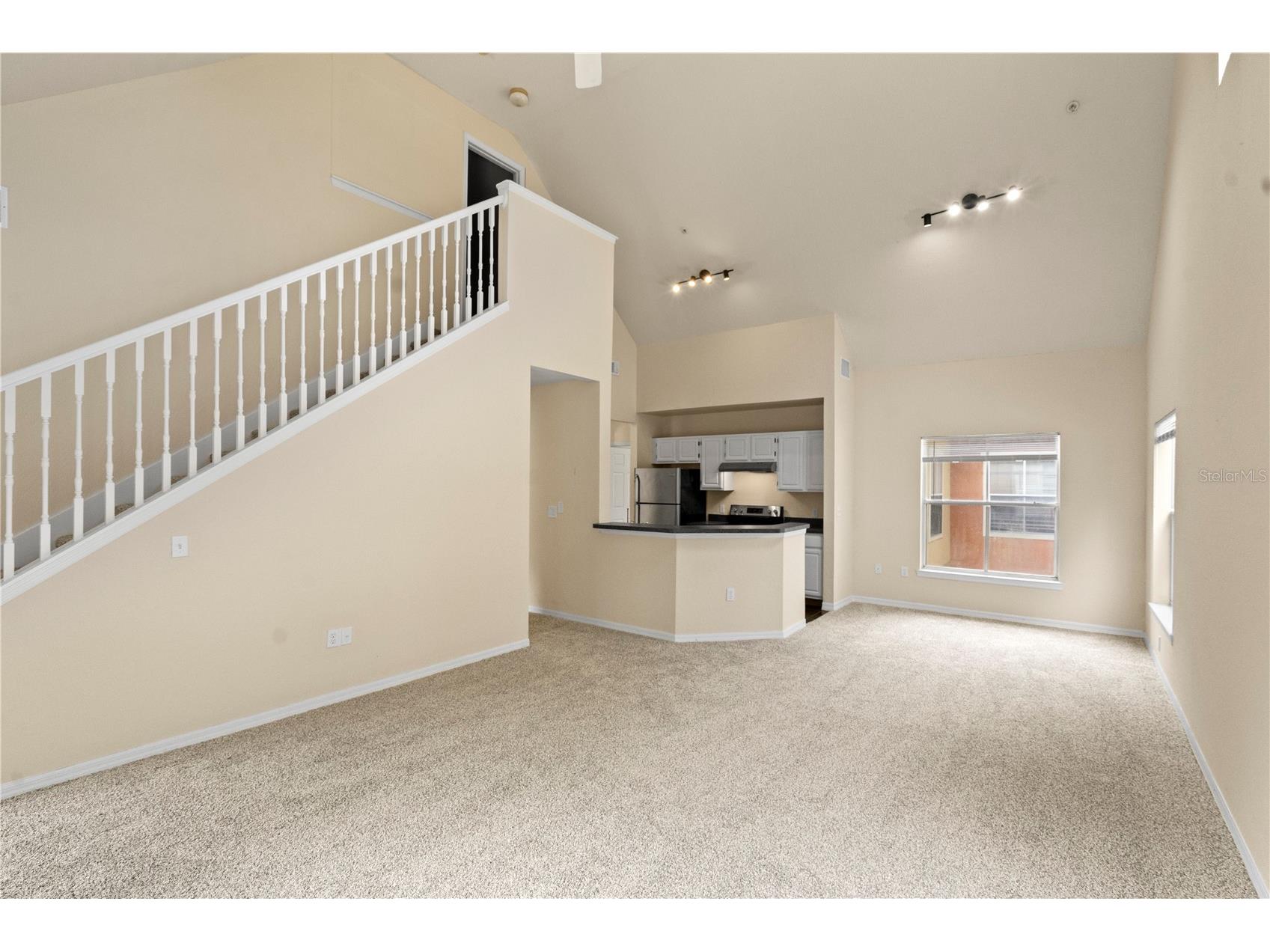 6021 Westgate Drive #823 Orlando FL 32835 O6390708 image4