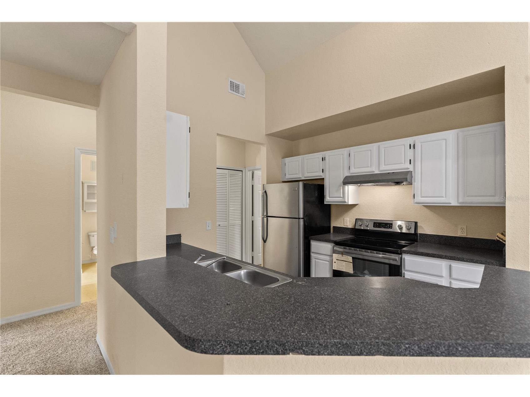 6021 Westgate Drive #823 Orlando FL 32835 O6390708 image8