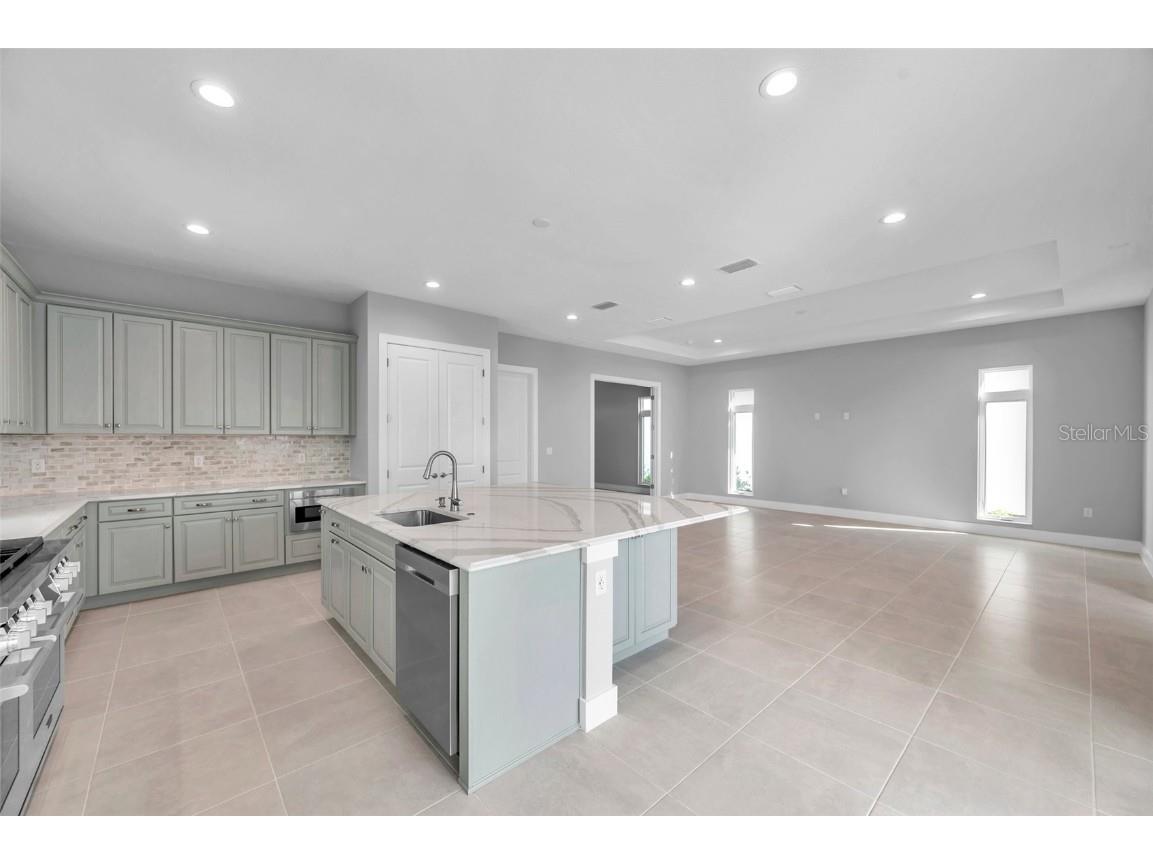 6023 Cat Claw Lane Bradenton FL 34210 TB8361336 image4