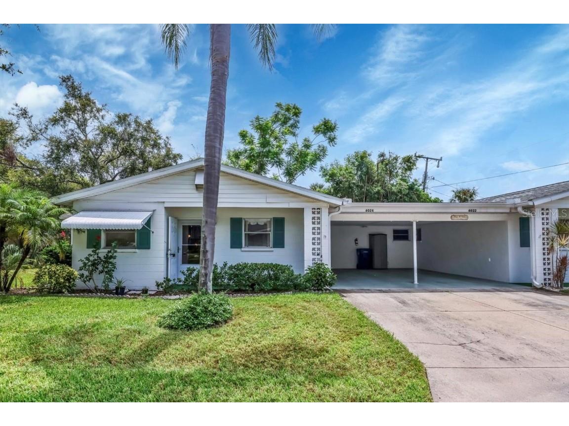 6024 Hibiscus Drive Bradenton FL 34207 A4659872 image1