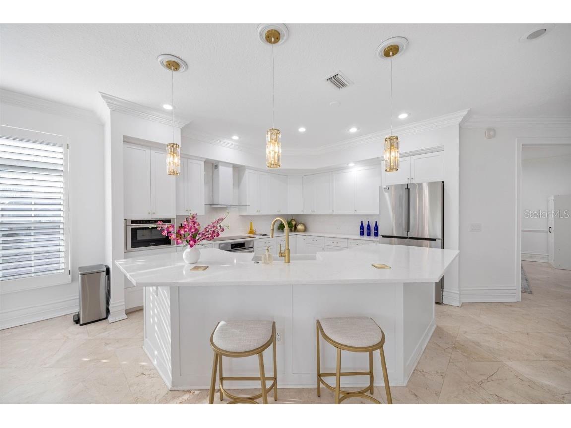 6024 Kipps Colony Drive E Gulfport FL 33707 TB8388696 image12