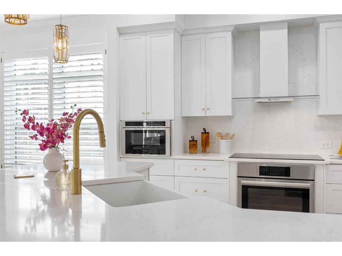 6024 Kipps Colony Drive E Gulfport FL 33707 TB8388696 image13