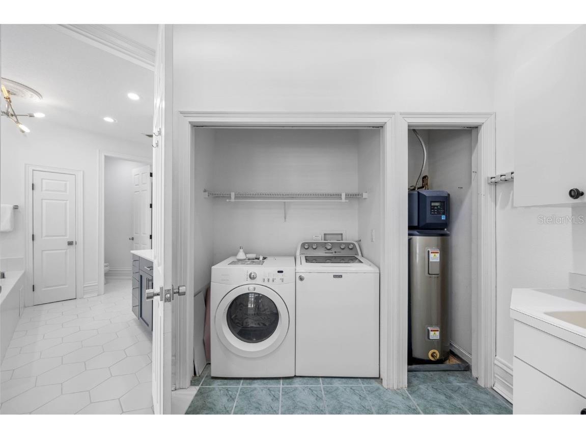 6024 Kipps Colony Drive E Gulfport FL 33707 TB8388696 image35